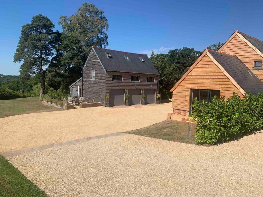 The Carriage House Villa Salisbury Exterior photo